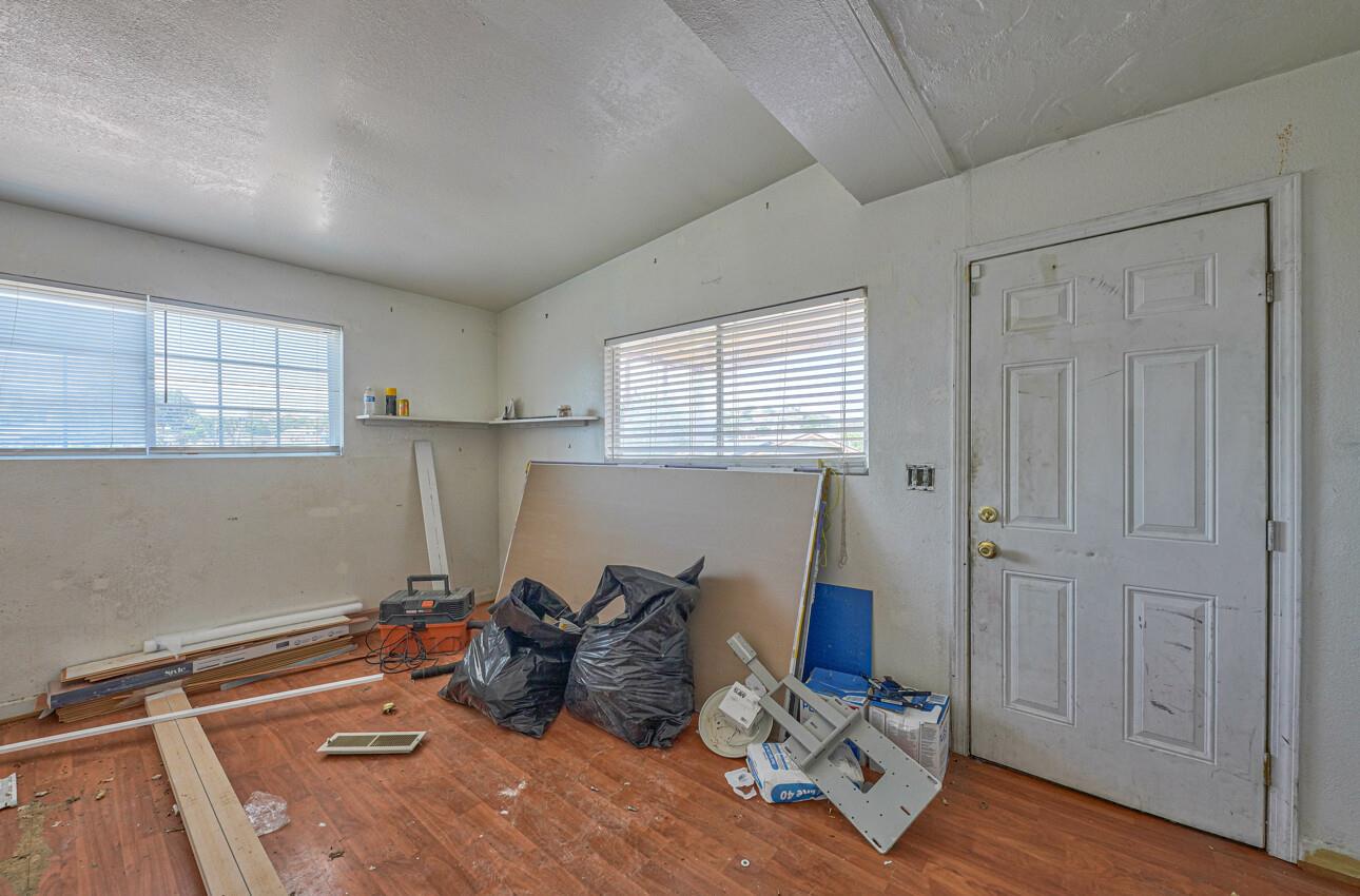 Detail Gallery Image 39 of 41 For 1661 Mescal Ct, Seaside,  CA 93955 - 4 Beds | 2/1 Baths