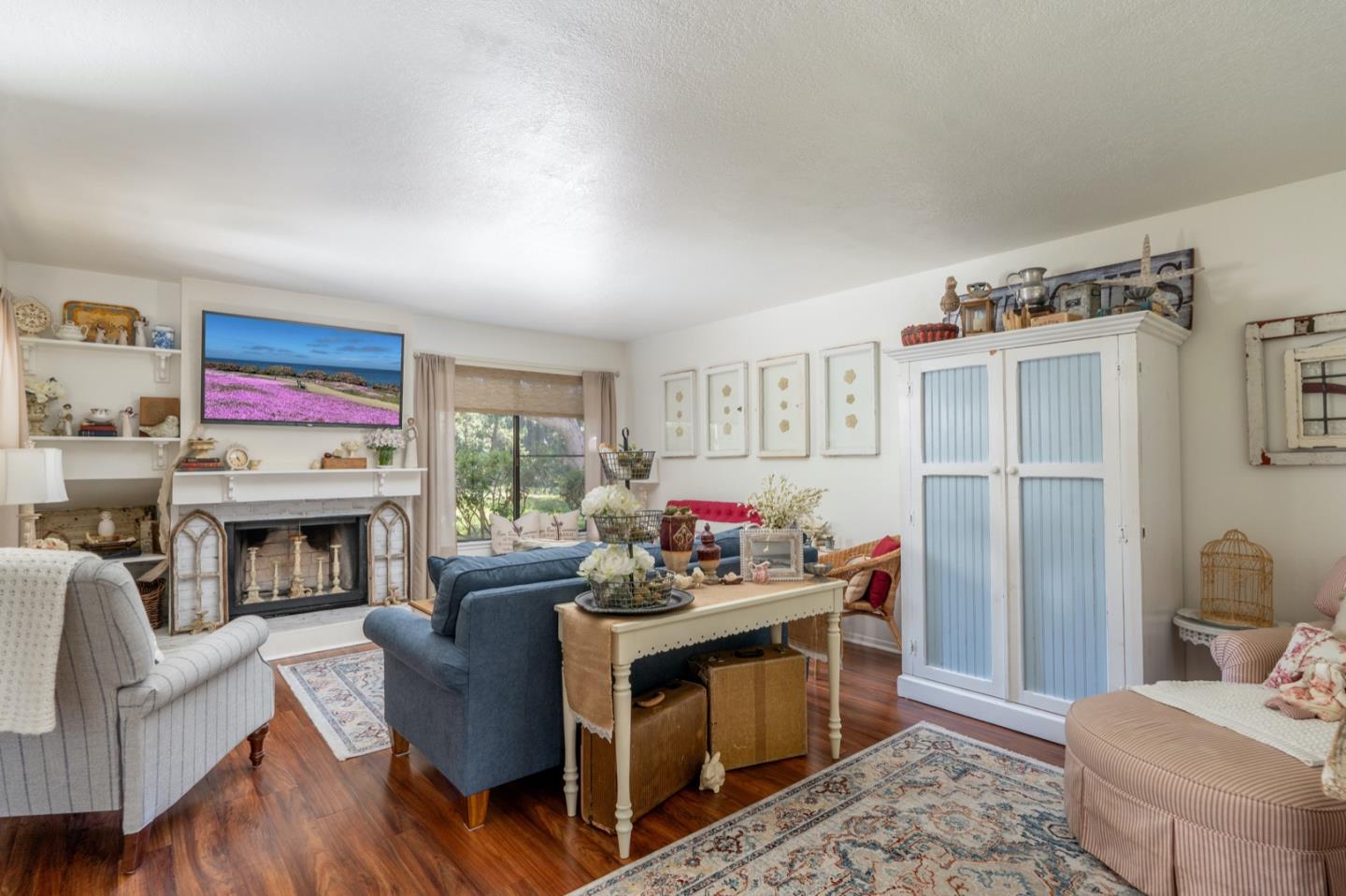 Detail Gallery Image 1 of 1 For 1106 Heather Ln, Pacific Grove,  CA 93950 - 3 Beds | 2/1 Baths