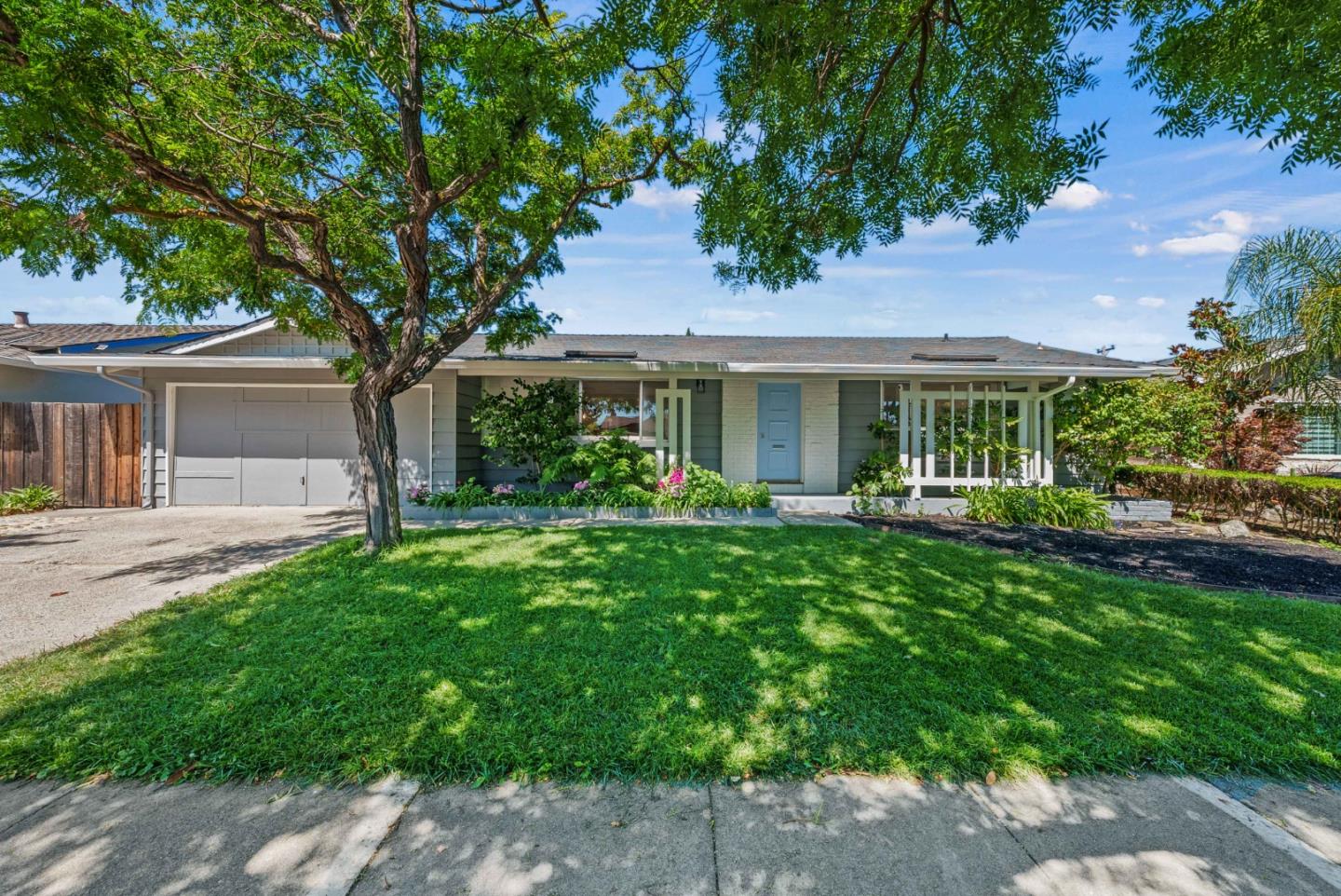 Detail Gallery Image 1 of 1 For 10211 East Estates Dr, Cupertino,  CA 95014 - 3 Beds | 2 Baths