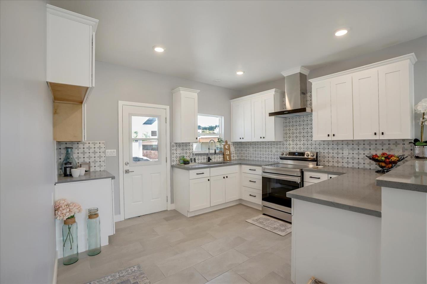 Detail Gallery Image 33 of 53 For 207 E San Luis St, Salinas,  CA 93901 - 2 Beds | 1 Baths