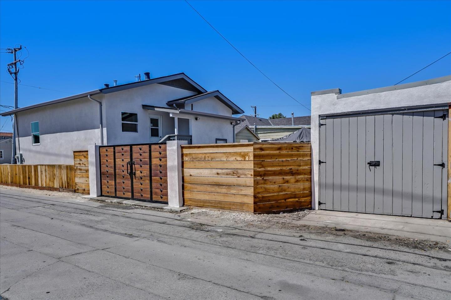 Detail Gallery Image 48 of 53 For 207 E San Luis St, Salinas,  CA 93901 - 2 Beds | 1 Baths