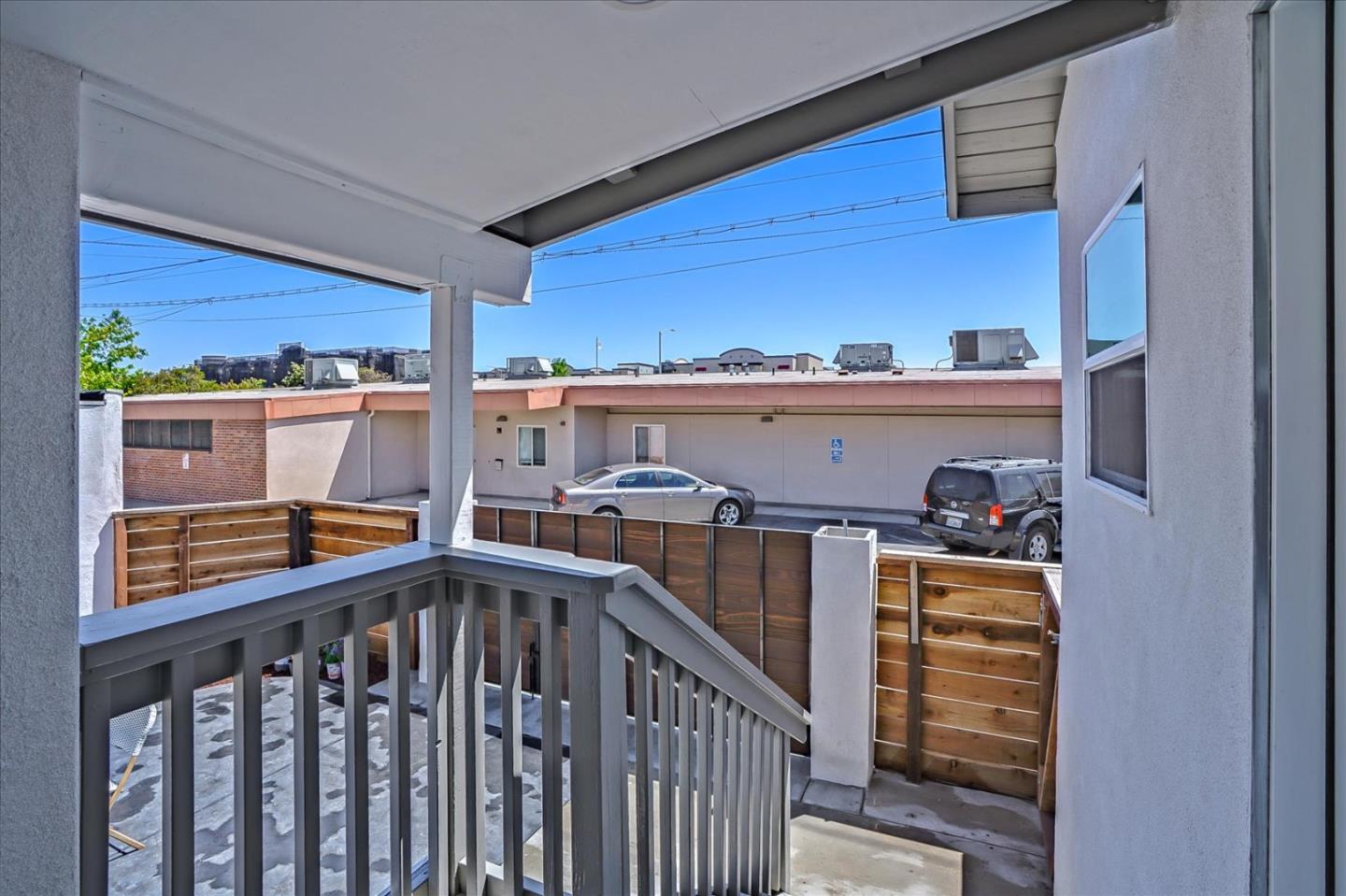 Detail Gallery Image 6 of 53 For 207 E San Luis St, Salinas,  CA 93901 - 2 Beds | 1 Baths