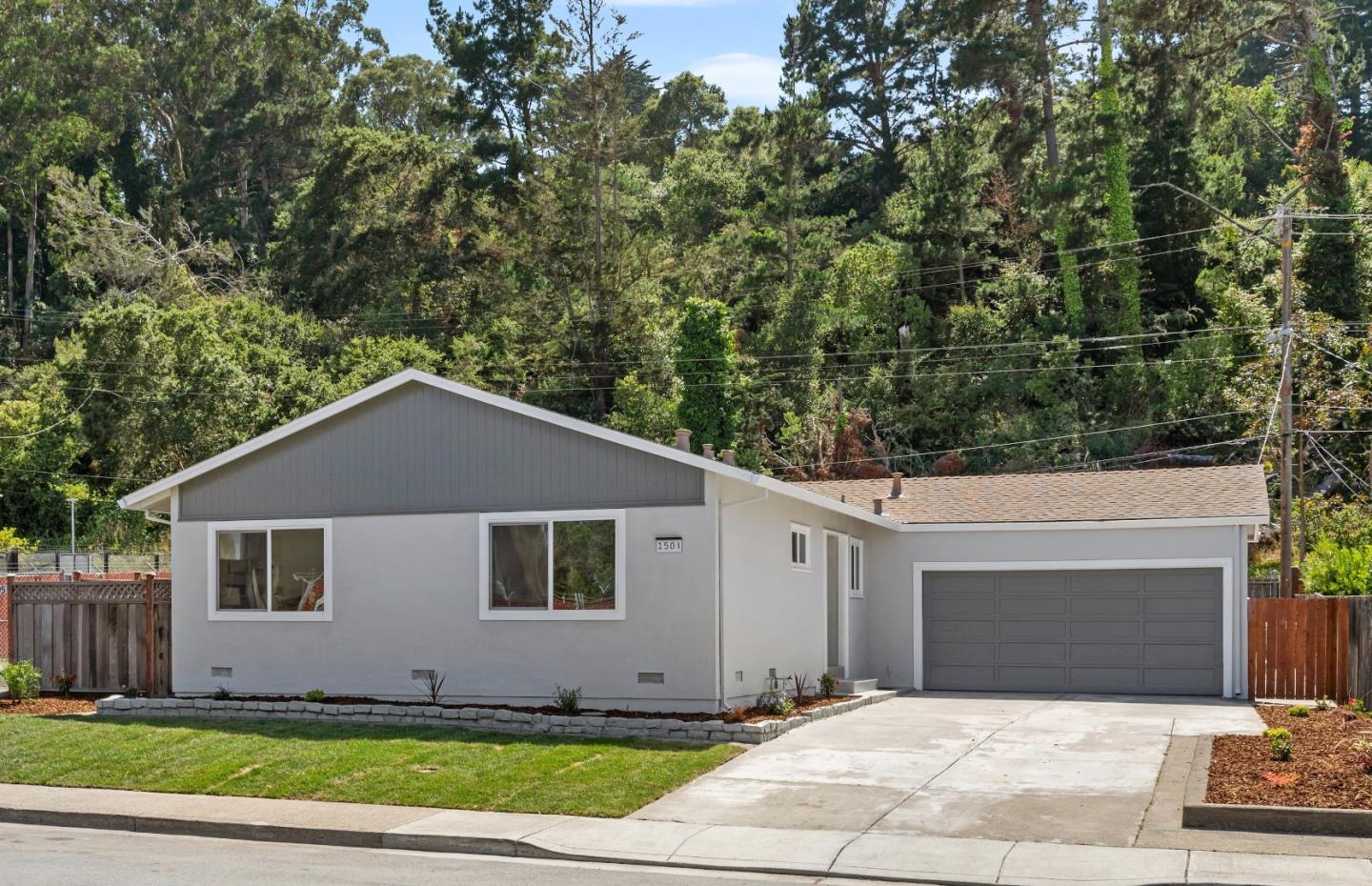 Detail Gallery Image 1 of 1 For 1501 Crestwood Dr, San Bruno,  CA 94066 - 3 Beds | 2 Baths