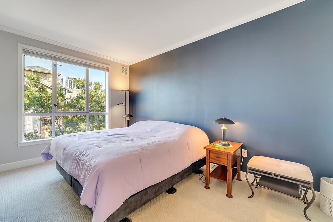 Detail Gallery Image 11 of 27 For 585 9th St #407,  Oakland,  CA 94607 - 2 Beds | 2 Baths