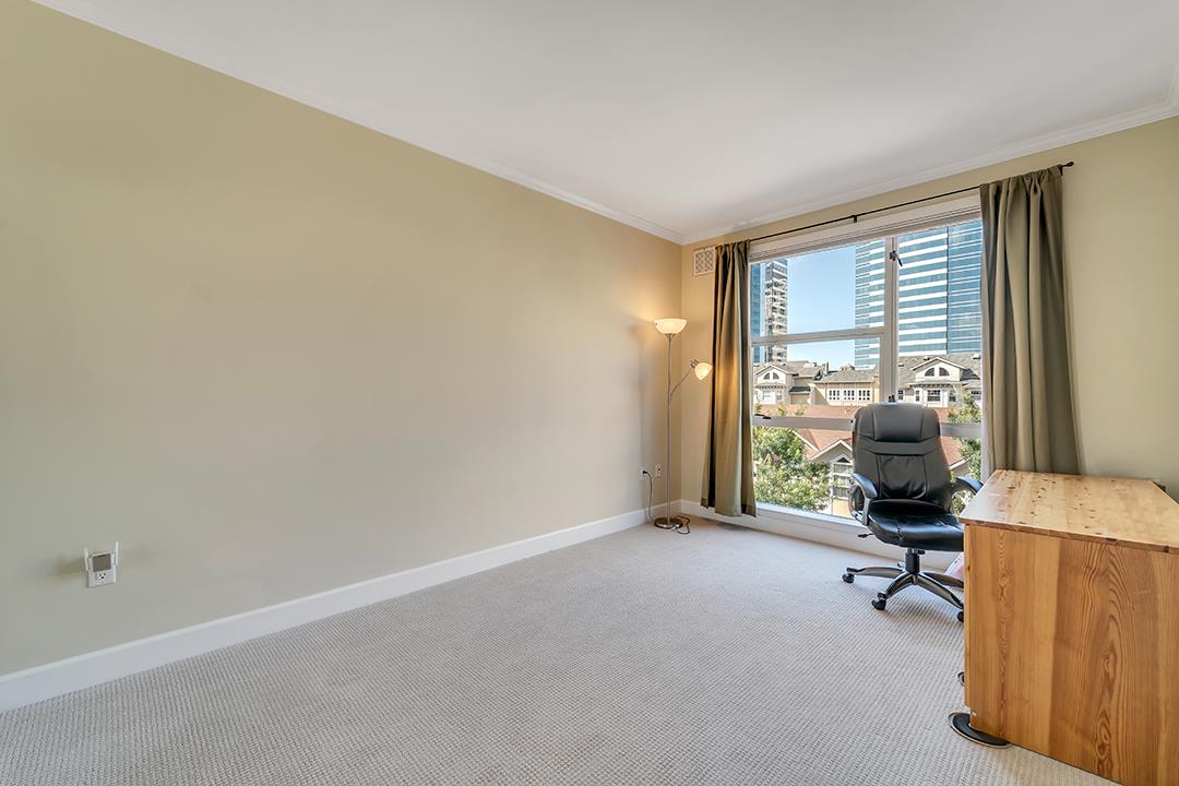 Detail Gallery Image 8 of 27 For 585 9th St #407,  Oakland,  CA 94607 - 2 Beds | 2 Baths