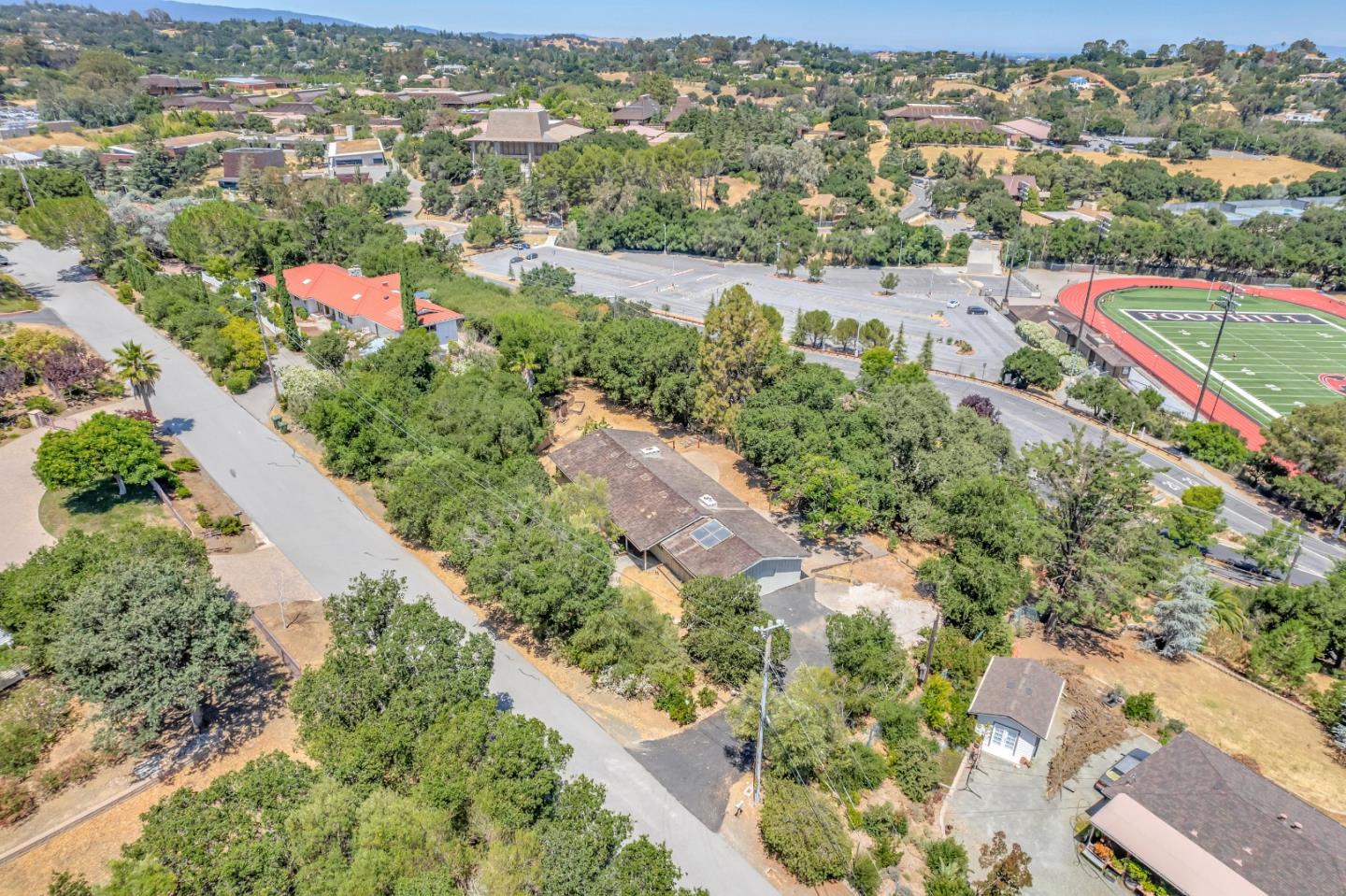 Detail Gallery Image 55 of 56 For 24985 Oneonta Dr, Los Altos Hills,  CA 94022 - 3 Beds | 1/1 Baths