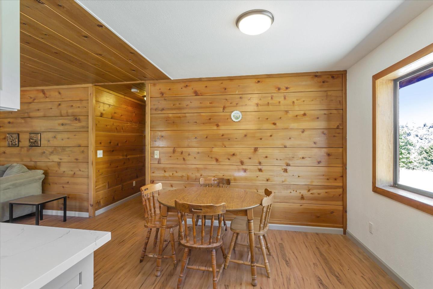Detail Gallery Image 15 of 48 For 29958 Frisby Rd, Round Mountain,  CA 96084 - 2 Beds | 1 Baths