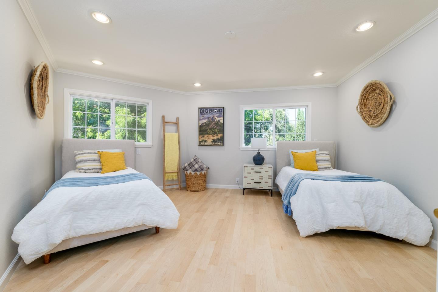 Detail Gallery Image 13 of 43 For 20885 Wardell Rd, Saratoga,  CA 95070 - 5 Beds | 3/2 Baths