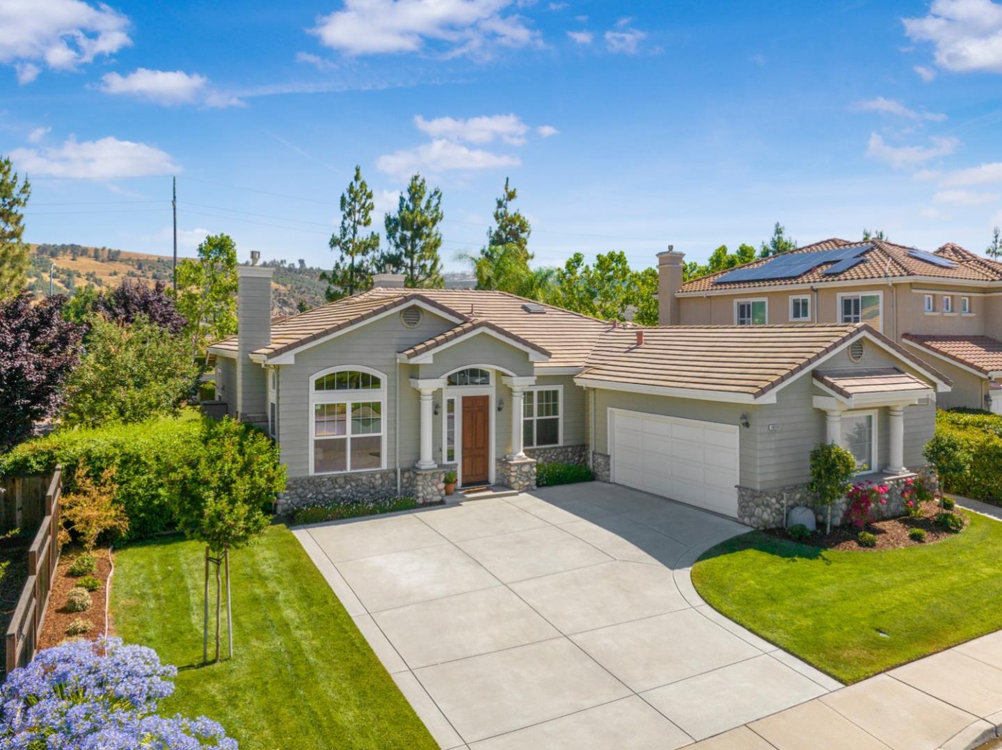 Detail Gallery Image 1 of 1 For 18550 Serra Avenida, Morgan Hill,  CA 95037 - 4 Beds | 2/1 Baths