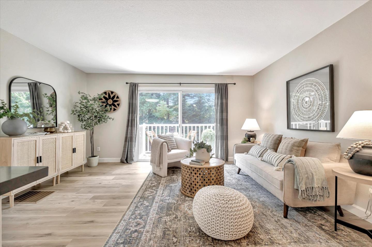 Detail Gallery Image 1 of 1 For 755 14th Ave #106,  Santa Cruz,  CA 95062 - 2 Beds | 1 Baths