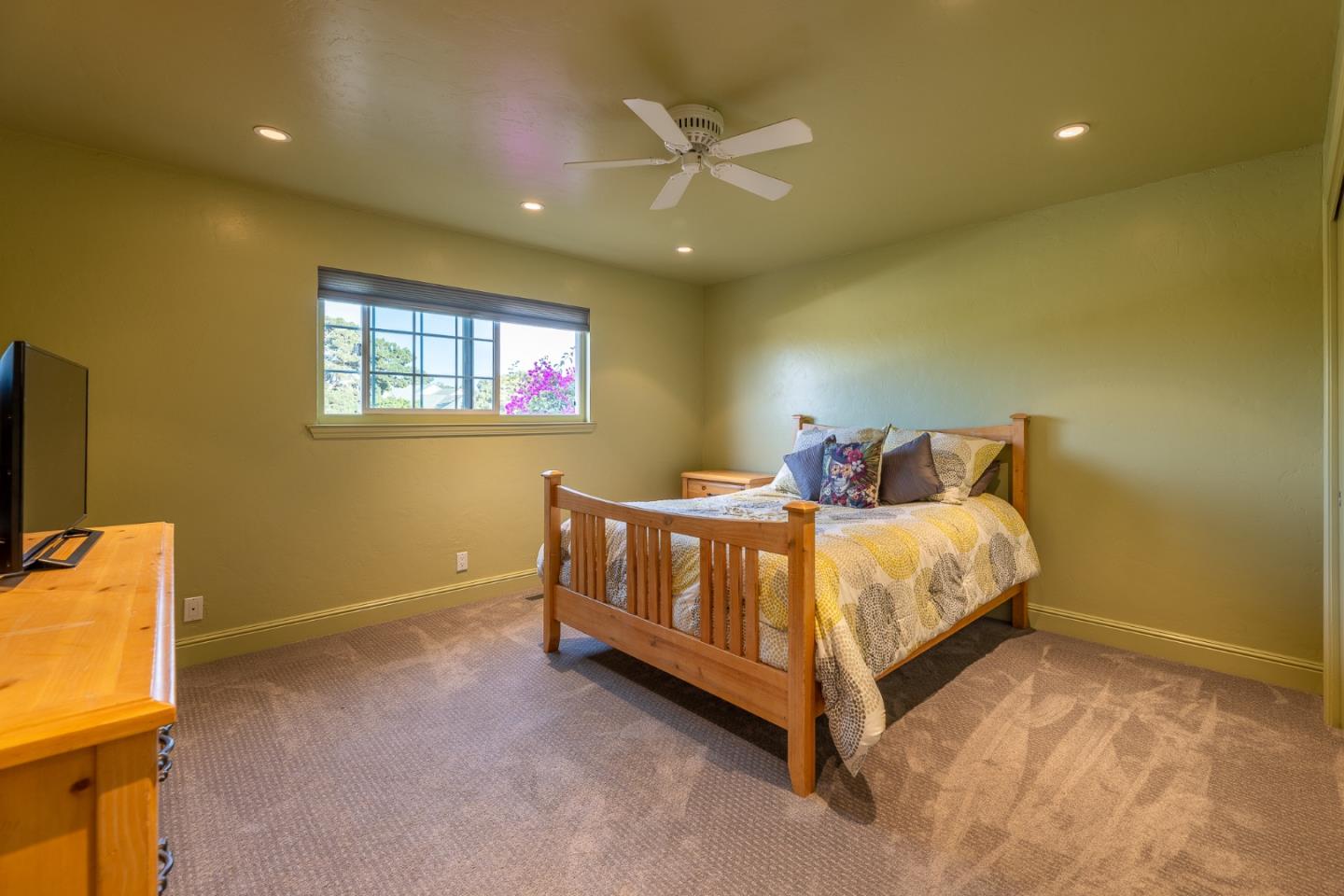 Detail Gallery Image 21 of 51 For 22511 Murietta Rd, Salinas,  CA 93908 - 3 Beds | 2 Baths