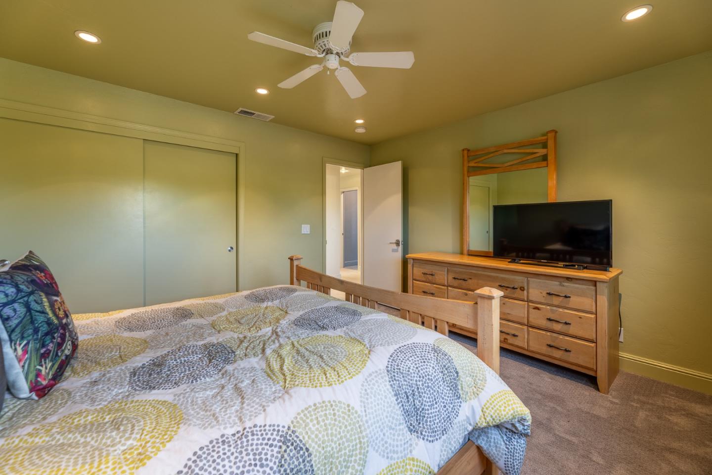 Detail Gallery Image 22 of 51 For 22511 Murietta Rd, Salinas,  CA 93908 - 3 Beds | 2 Baths