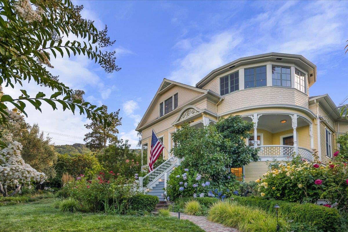 Detail Gallery Image 5 of 92 For 54 Chestnut Ave, Los Gatos,  CA 95030 - 5 Beds | 4/1 Baths