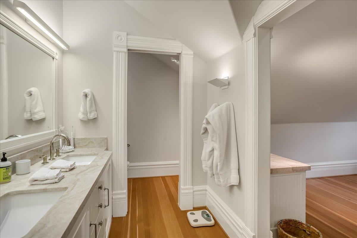 Detail Gallery Image 55 of 92 For 54 Chestnut Ave, Los Gatos,  CA 95030 - 5 Beds | 4/1 Baths
