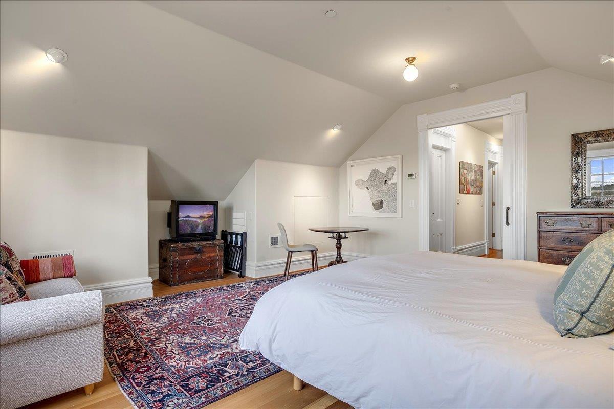 Detail Gallery Image 61 of 92 For 54 Chestnut Ave, Los Gatos,  CA 95030 - 5 Beds | 4/1 Baths