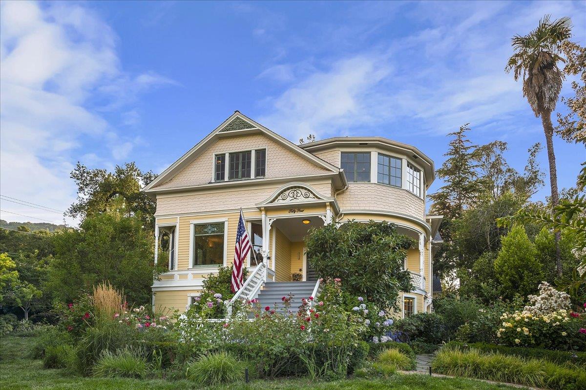 Detail Gallery Image 7 of 92 For 54 Chestnut Ave, Los Gatos,  CA 95030 - 5 Beds | 4/1 Baths