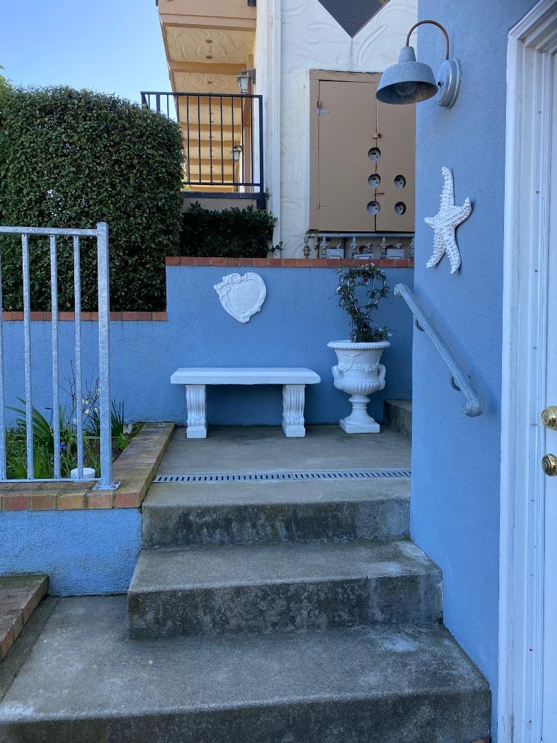 Detail Gallery Image 6 of 32 For 621 Mcclellan Ave #STUDIO,  Monterey,  CA 93940 - 0 Beds | 1 Baths