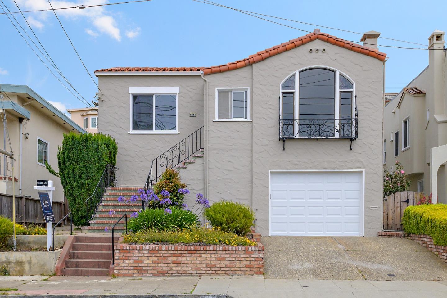 Detail Gallery Image 1 of 1 For 613 Spruce Ave, South San Francisco,  CA 94080 - 3 Beds | 1/1 Baths