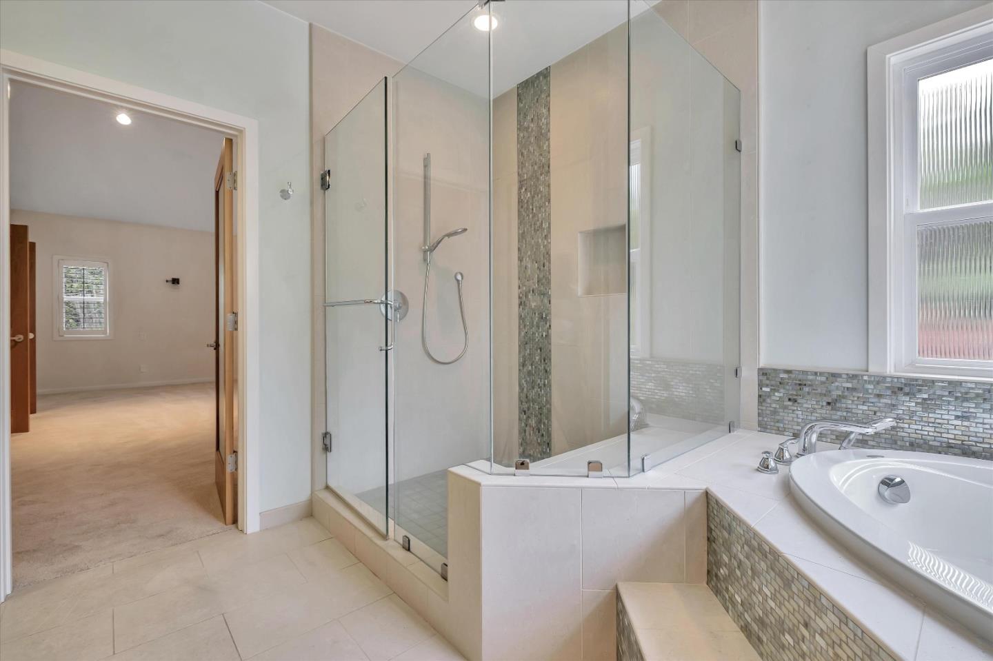Detail Gallery Image 34 of 47 For 190 Red Fox Ridge, Watsonville,  CA 95076 - 4 Beds | 2/1 Baths