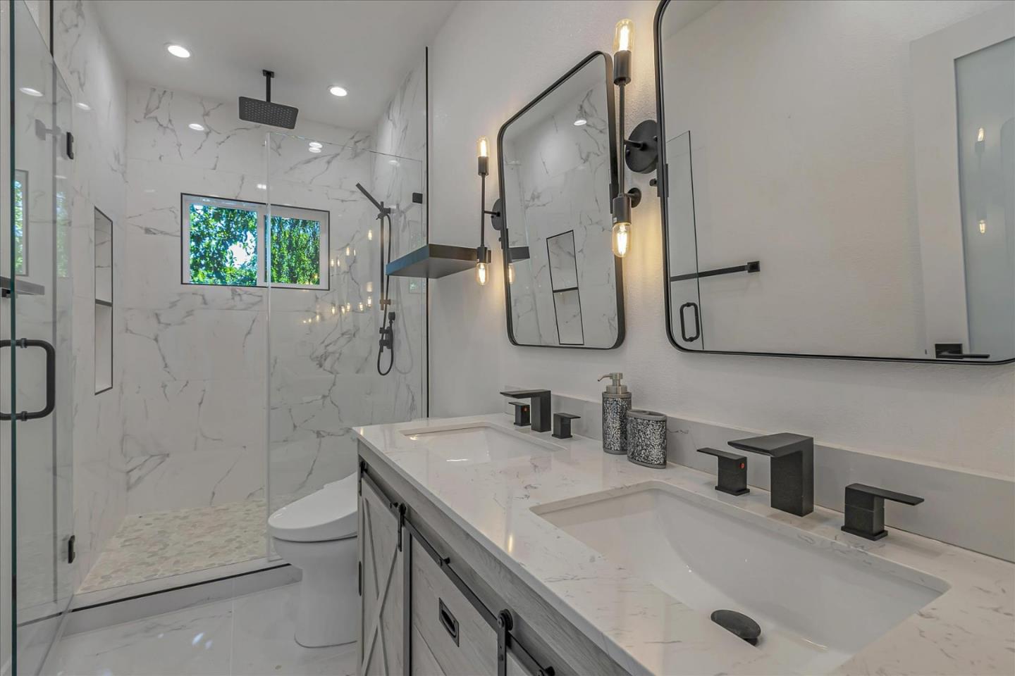 Detail Gallery Image 43 of 53 For 92 Sunnyside Ave, Campbell,  CA 95008 - 4 Beds | 4 Baths