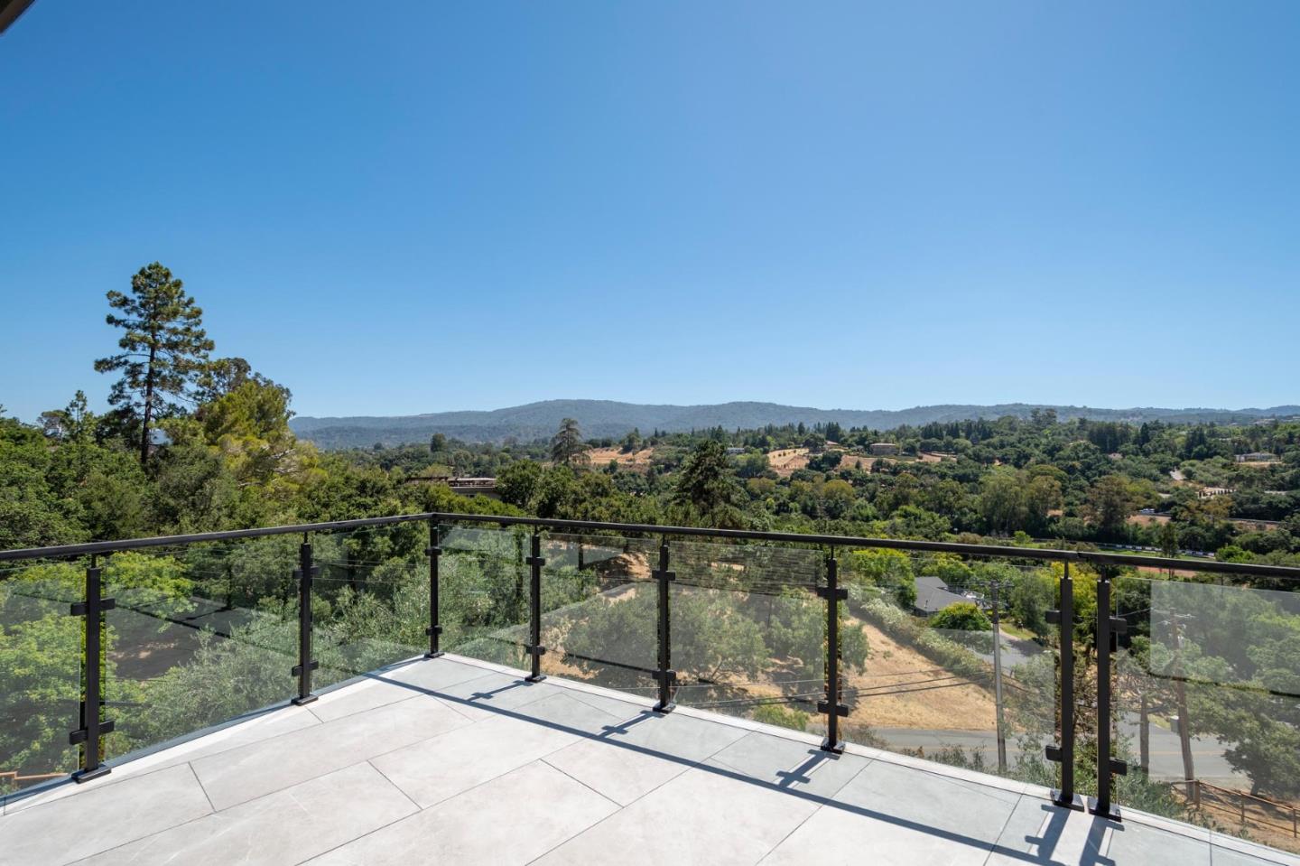 Detail Gallery Image 27 of 35 For 12868 Viscaino Rd, Los Altos Hills,  CA 94022 - 6 Beds | 6/1 Baths