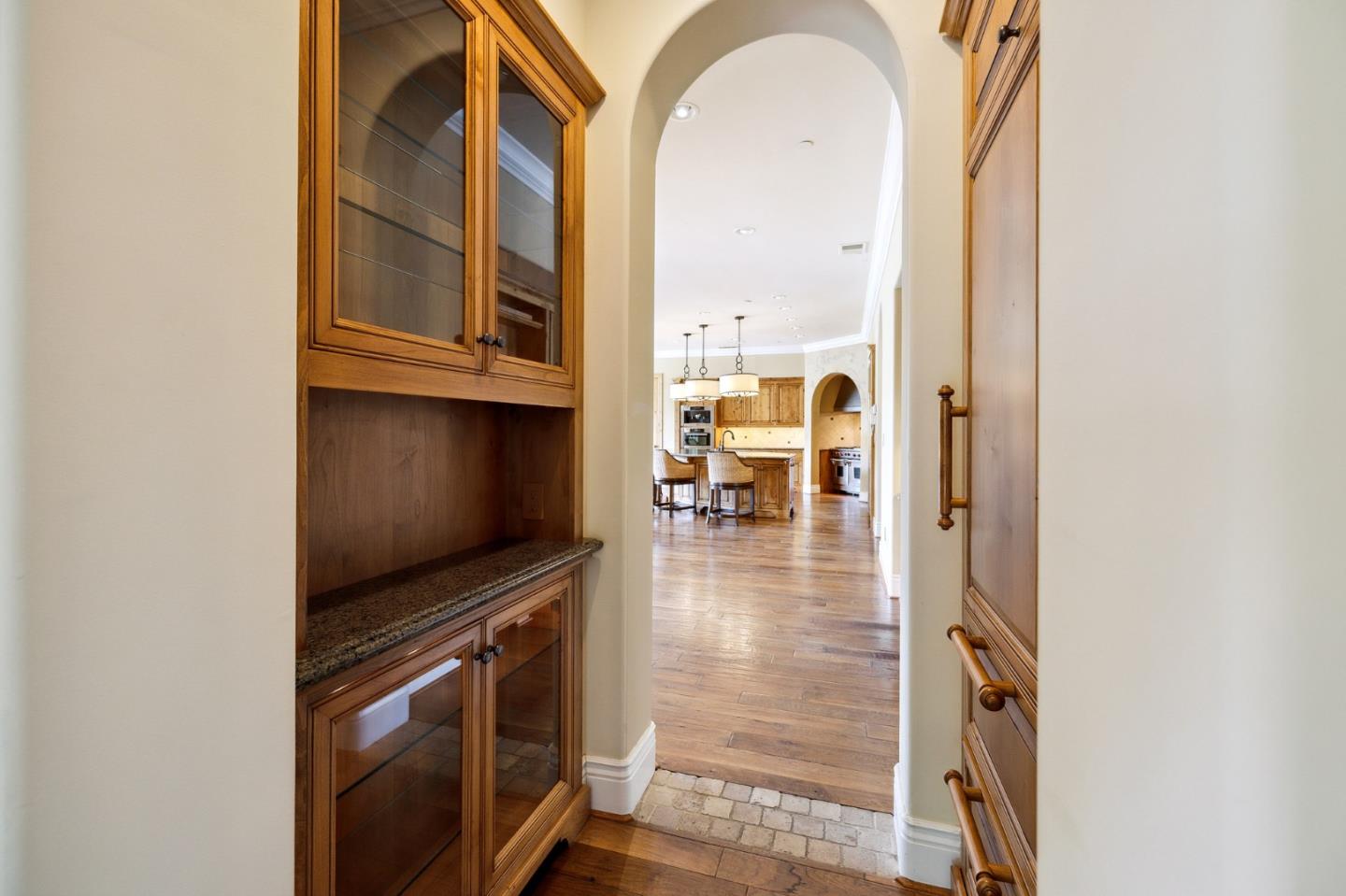 Detail Gallery Image 24 of 82 For 1305 Lions Peak Ln, San Martin,  CA 95046 - 4 Beds | 4/1 Baths