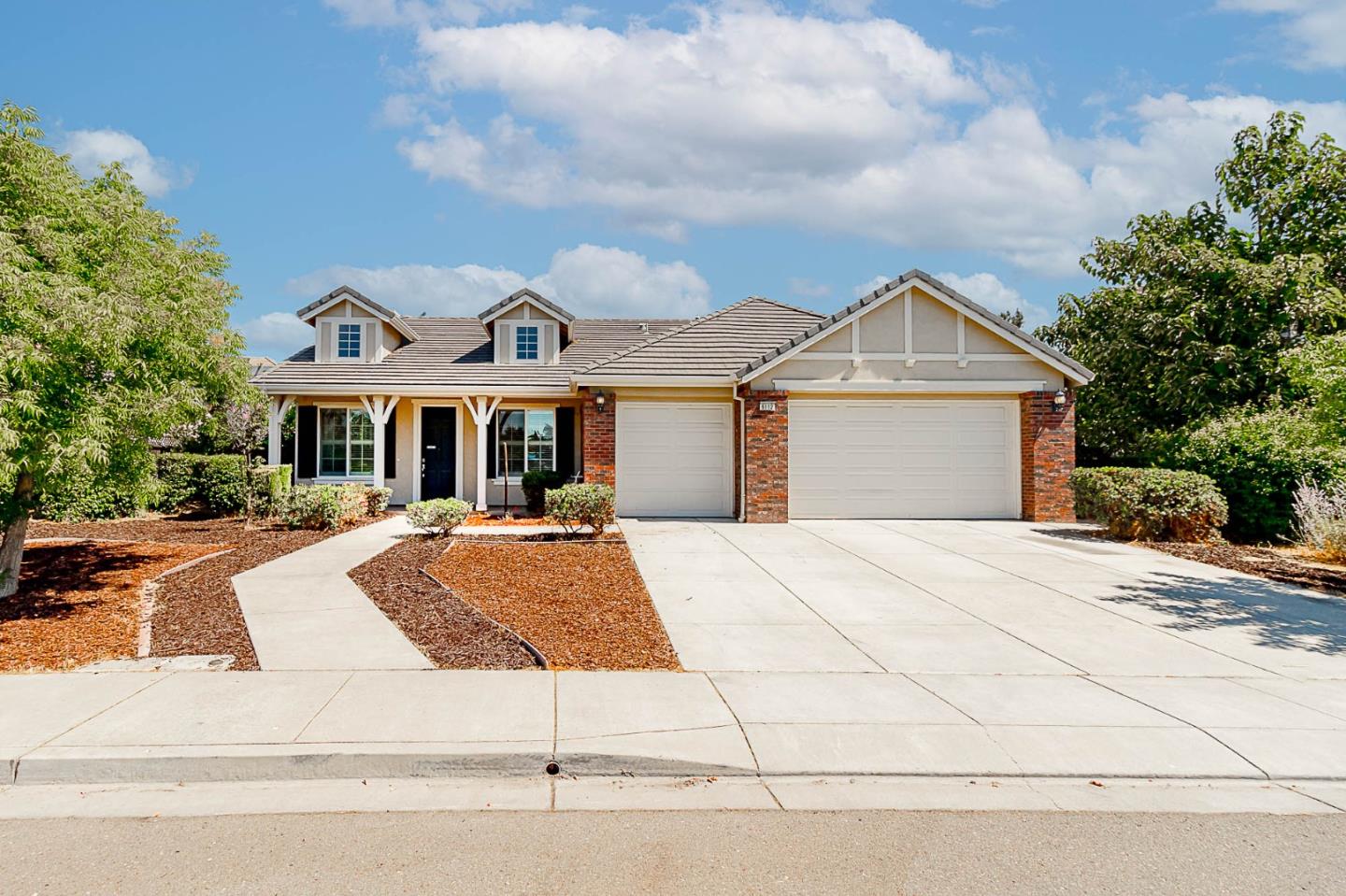 Detail Gallery Image 1 of 1 For 6112 Everlasting Way, Oakley,  CA 94561 - 3 Beds | 2 Baths