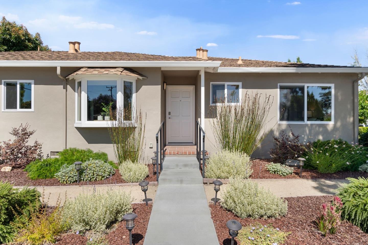 Detail Gallery Image 1 of 1 For 301 Portia Ave, Sunnyvale,  CA 94086 - 3 Beds | 1 Baths