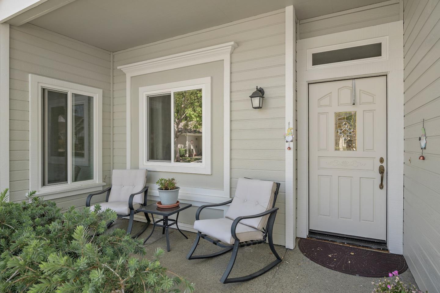 Detail Gallery Image 3 of 22 For 7774 Beltane Dr, San Jose,  CA 95135 - 2 Beds | 2 Baths