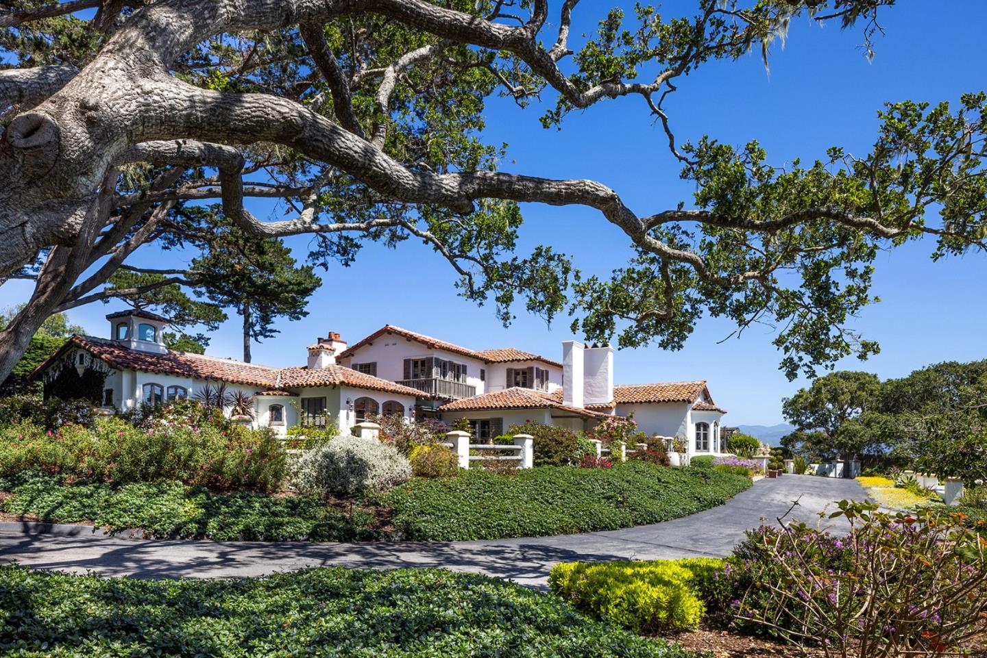 Detail Gallery Image 1 of 85 For 1463 Oleada Rd, Pebble Beach,  CA 93953 - 8 Beds | 9/2 Baths