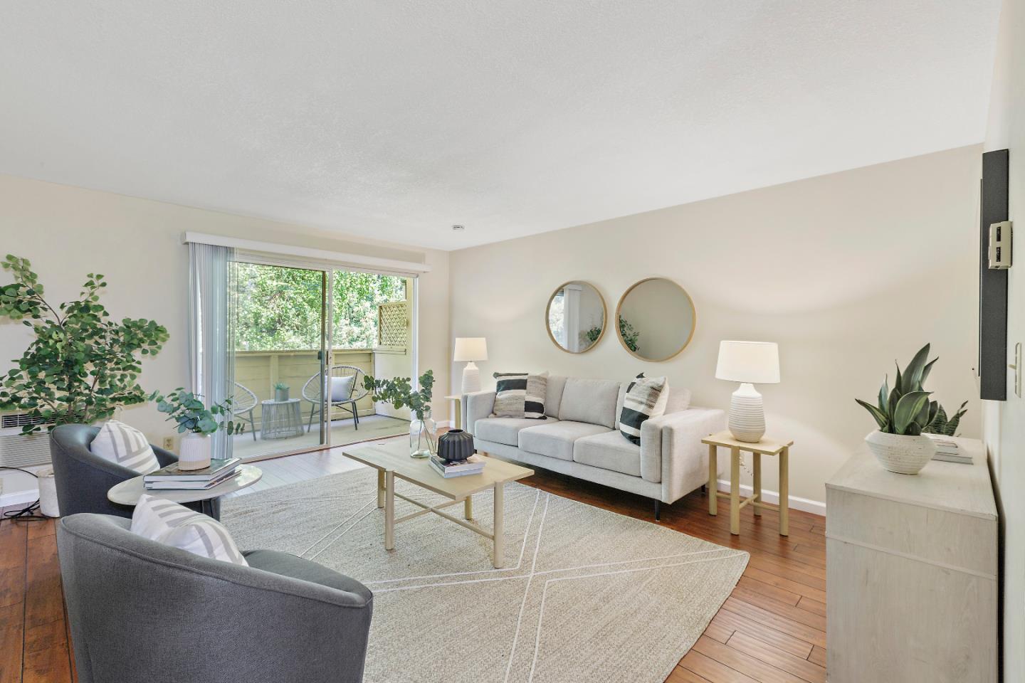 Detail Gallery Image 6 of 16 For 1033 Crestview Dr #209,  Mountain View,  CA 94040 - 2 Beds | 2 Baths