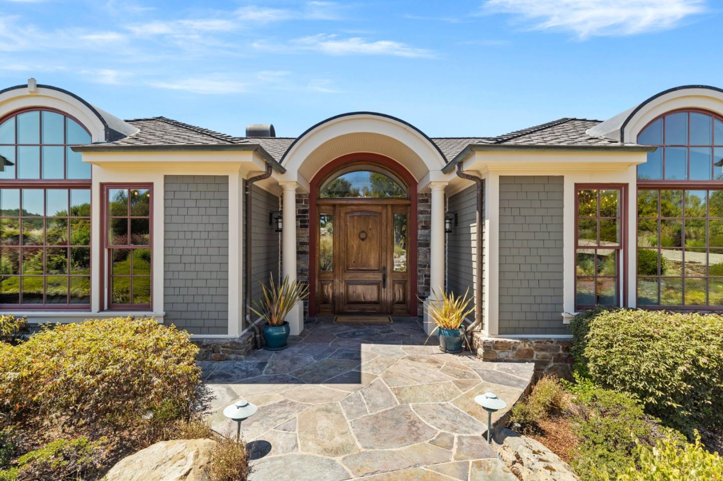 Detail Gallery Image 2 of 50 For 6 Redberry Rdg, Portola Valley,  CA 94028 - 4 Beds | 4/1 Baths