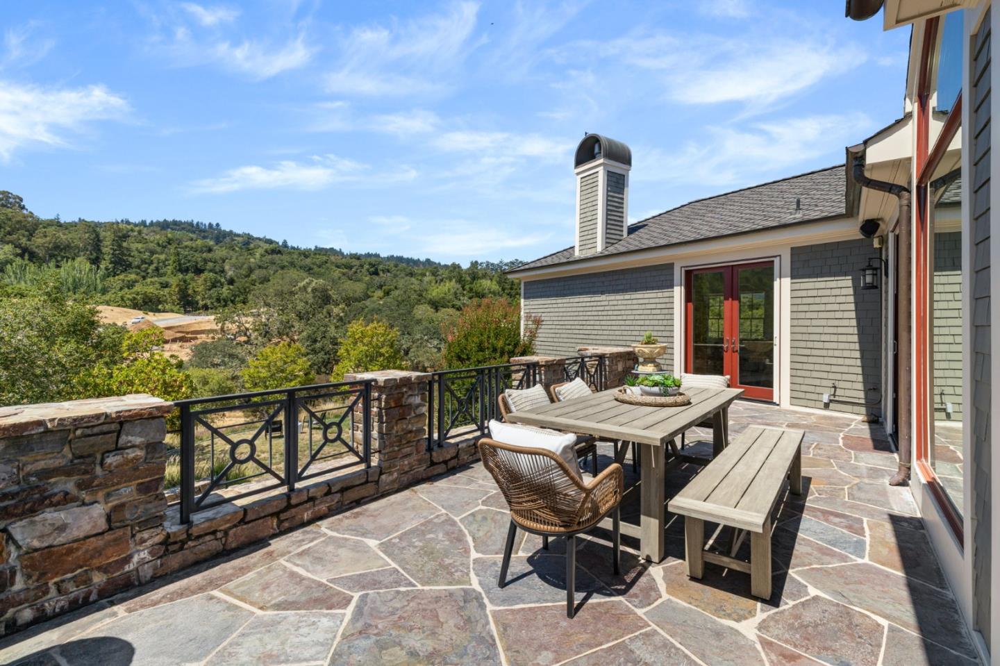 Detail Gallery Image 36 of 50 For 6 Redberry Rdg, Portola Valley,  CA 94028 - 4 Beds | 4/1 Baths