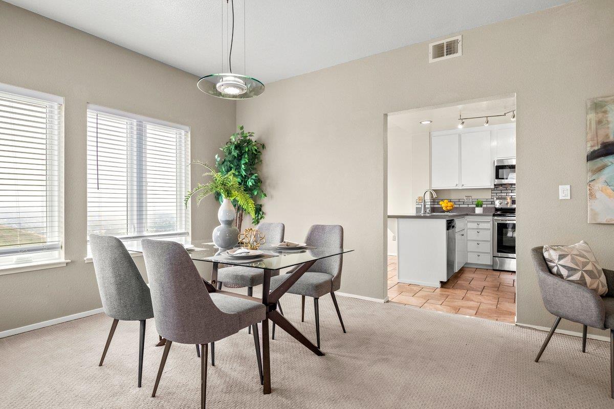 Detail Gallery Image 20 of 54 For 721 Pointe Pacific #2,  Daly City,  CA 94014 - 3 Beds | 2/1 Baths