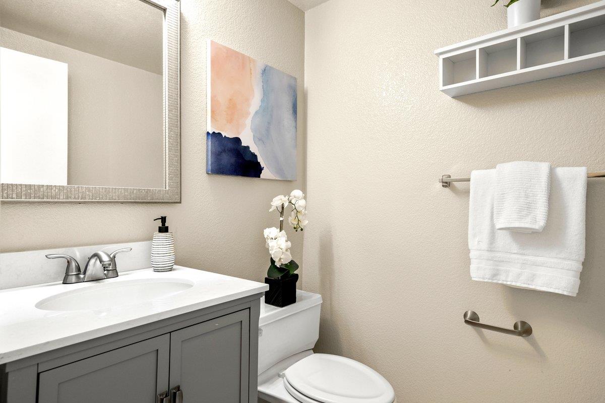 Detail Gallery Image 29 of 54 For 721 Pointe Pacific #2,  Daly City,  CA 94014 - 3 Beds | 2/1 Baths