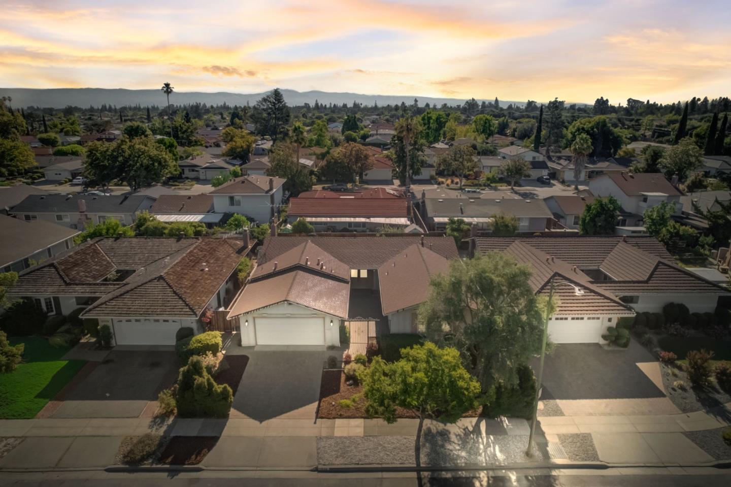 Detail Gallery Image 1 of 1 For 1634 Elmar Way, San Jose,  CA 95129 - 4 Beds | 2/1 Baths