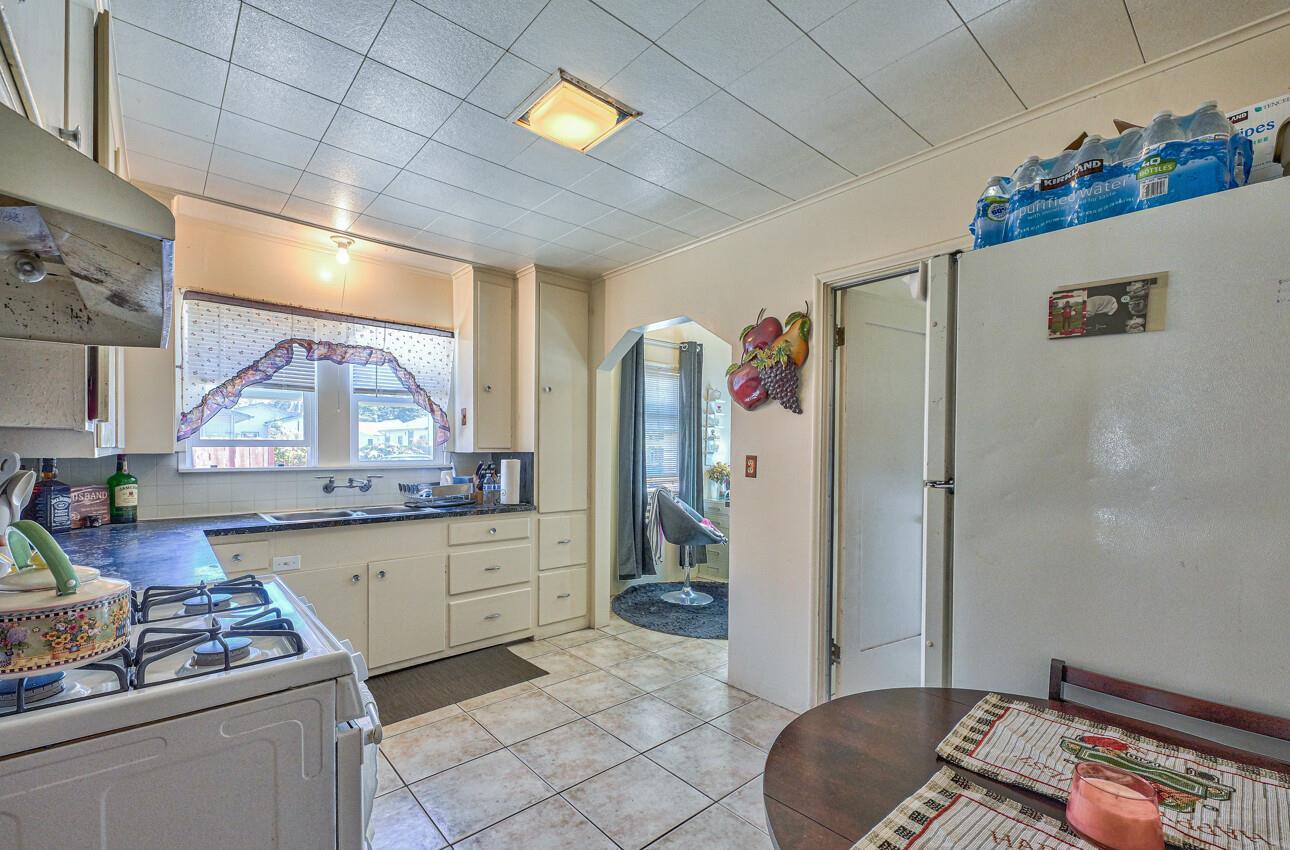 Detail Gallery Image 9 of 37 For 339 Central Ave, Salinas,  CA 93901 - – Beds | – Baths