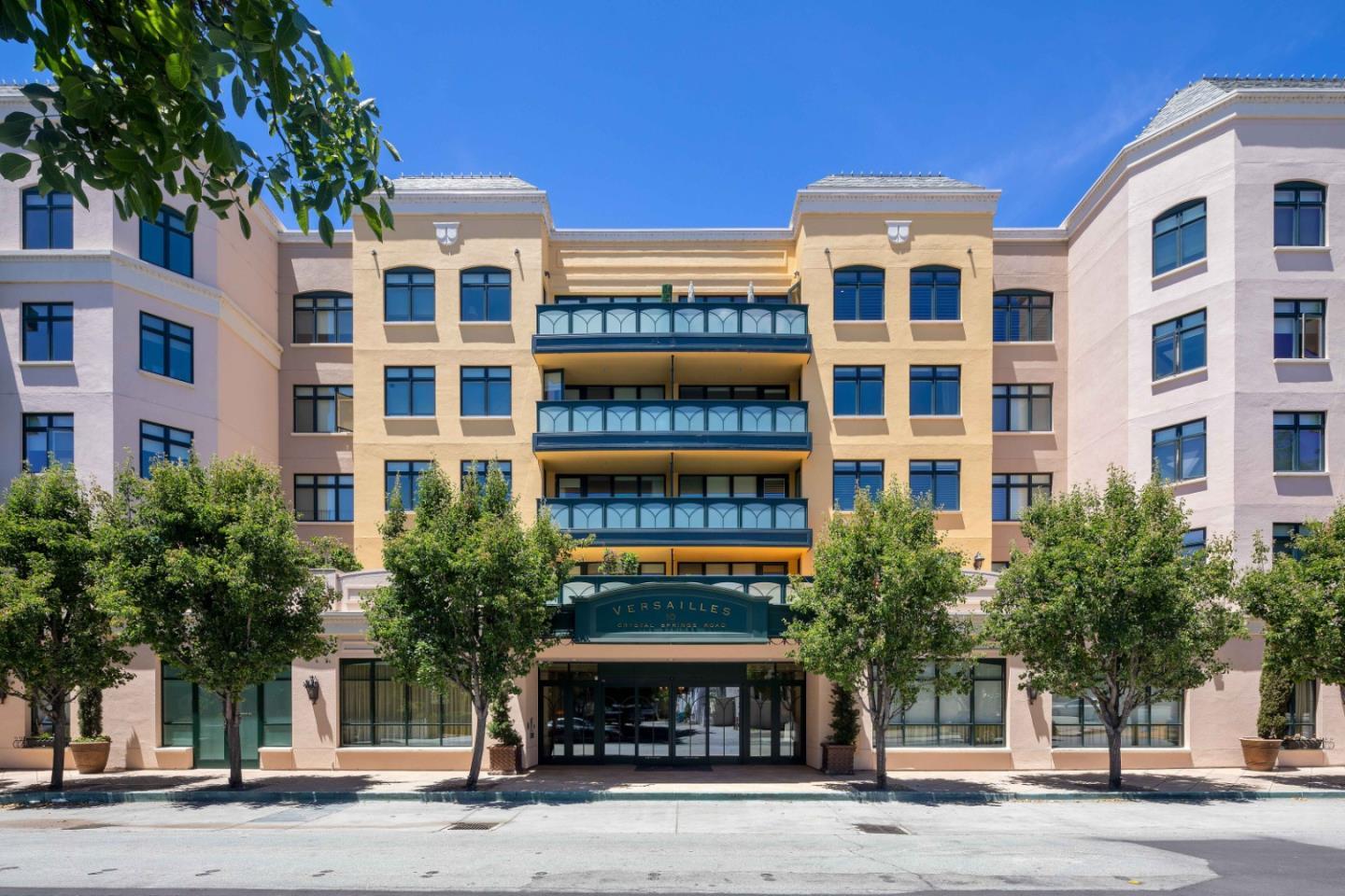 Detail Gallery Image 1 of 1 For 10 Crystal Springs Rd #2211,  San Mateo,  CA 94402 - 2 Beds | 2 Baths