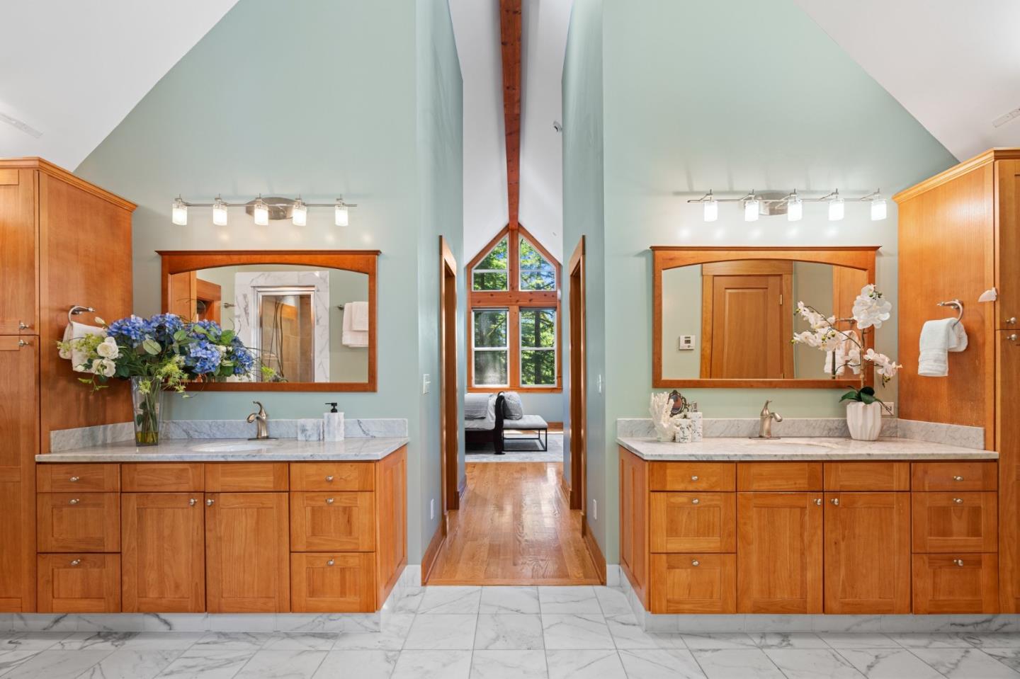 Detail Gallery Image 38 of 61 For 13370 Skyline Blvd, Woodside,  CA 94062 - 3 Beds | 4 Baths