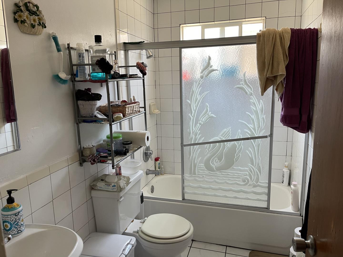 Detail Gallery Image 12 of 26 For 2937 Calvin Ave, Redwood City,  CA 94063 - – Beds | – Baths