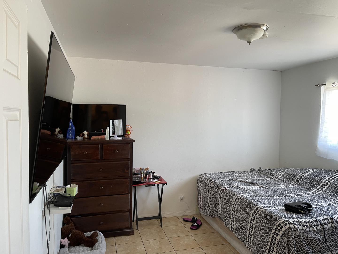 Detail Gallery Image 7 of 26 For 2937 Calvin Ave, Redwood City,  CA 94063 - – Beds | – Baths
