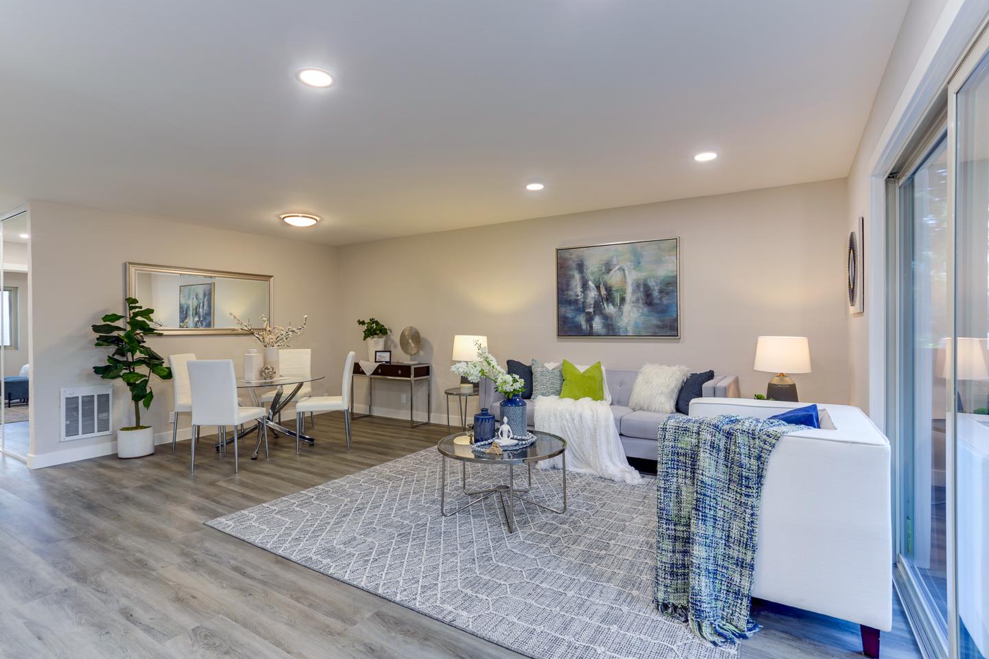 Detail Gallery Image 1 of 1 For 490 Auburn Way #16,  San Jose,  CA 95129 - 2 Beds | 1 Baths