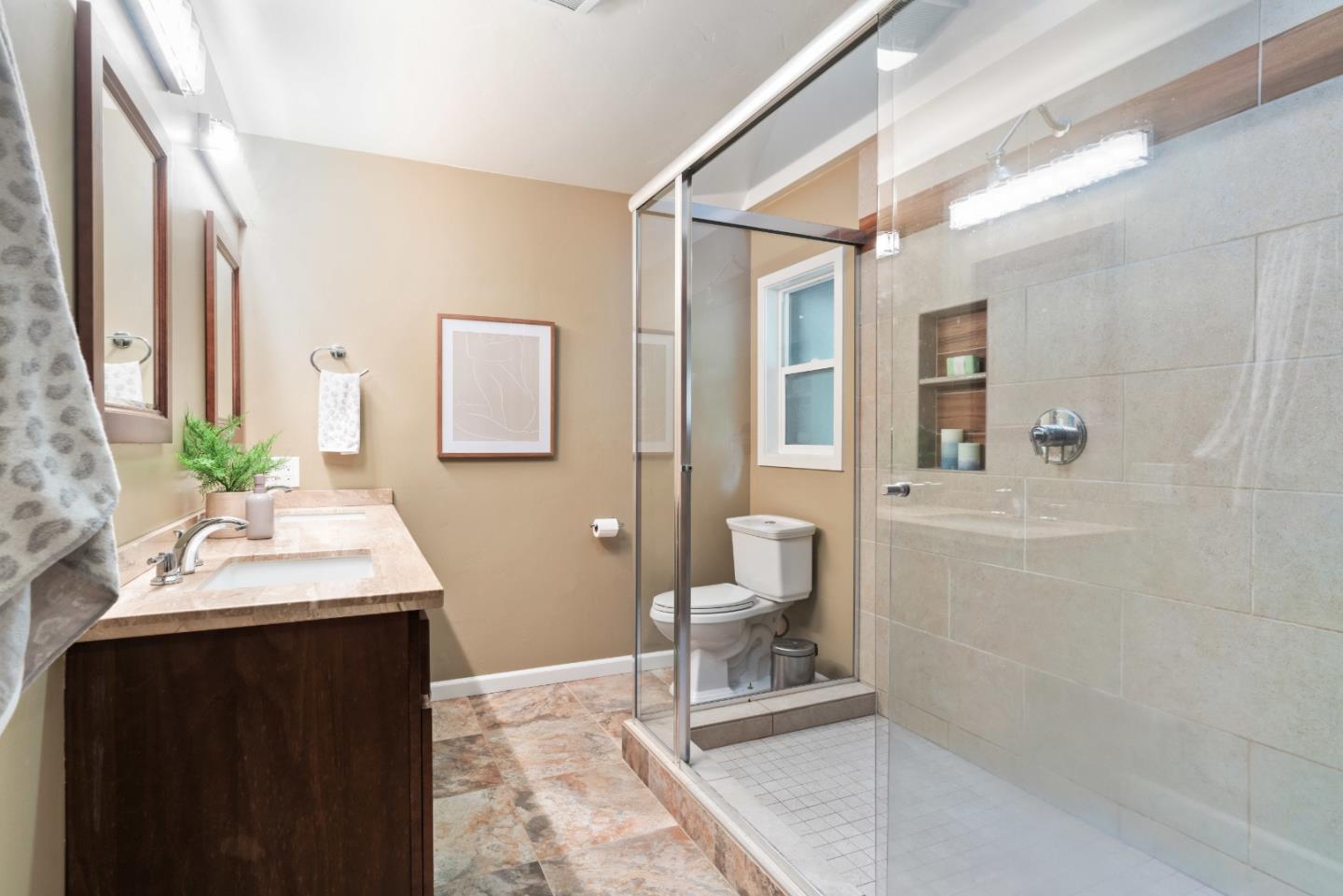 Detail Gallery Image 24 of 62 For 1850 Pine Flat Rd, Santa Cruz,  CA 95060 - 4 Beds | 3/1 Baths