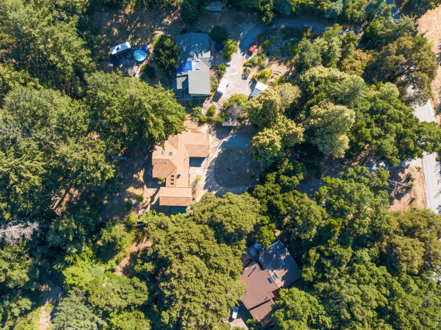 Detail Gallery Image 46 of 62 For 1850 Pine Flat Rd, Santa Cruz,  CA 95060 - 4 Beds | 3/1 Baths