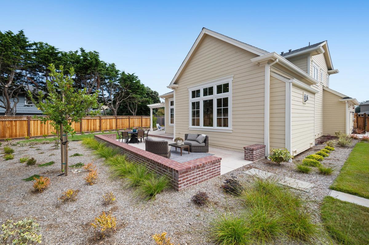 Detail Gallery Image 42 of 46 For 208 Carnoustie Ct, Half Moon Bay,  CA 94019 - 4 Beds | 3/1 Baths