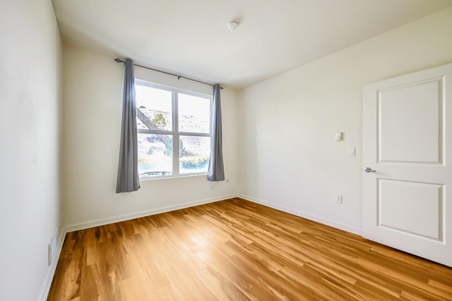 Detail Gallery Image 39 of 46 For 401 Crescent Ct #4205,  San Francisco,  CA 94134 - 2 Beds | 2 Baths
