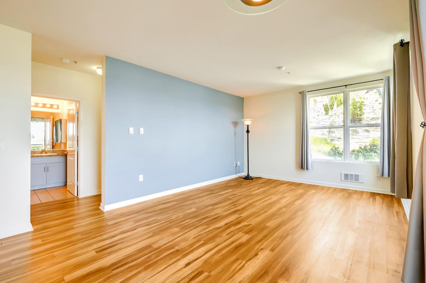 Detail Gallery Image 45 of 46 For 401 Crescent Ct #4205,  San Francisco,  CA 94134 - 2 Beds | 2 Baths