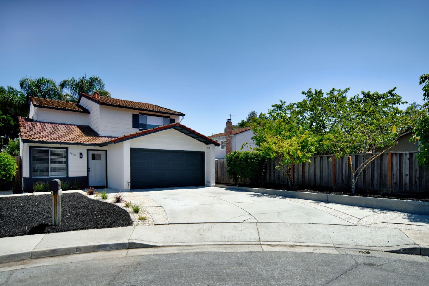 Detail Gallery Image 1 of 1 For 3928 Taubeh Ct, San Jose,  CA 95136 - 4 Beds | 2/1 Baths