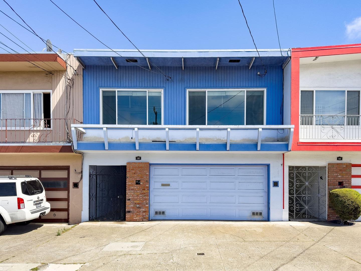 Detail Gallery Image 1 of 1 For 137 Lisbon St, San Francisco,  CA 94112 - 3 Beds | 2 Baths