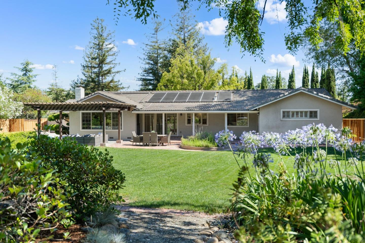 Detail Gallery Image 37 of 45 For 15459 via Palomino, Monte Sereno,  CA 95030 - 5 Beds | 3/1 Baths
